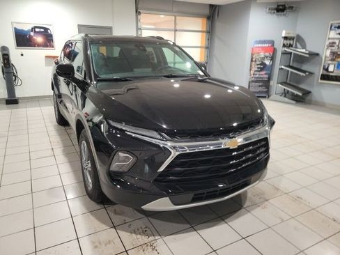 Used 2023 Chevrolet Blazer LT w/ Convenience Package image 4