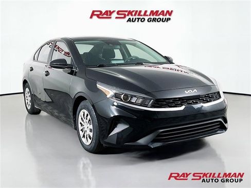 Used 2024 Kia Forte LX image 1