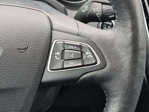 Used 2018 Ford Focus Titanium FWD image 26