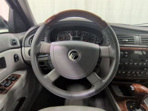 Used 2005 Mercury Sable LS image 22