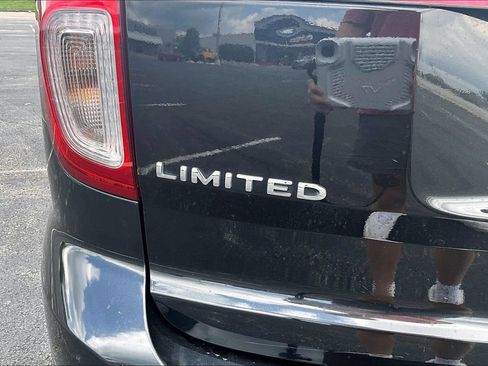 Used 2015 Ford Explorer Limited w/ Equipment Group 302A AWD/4WD image 8