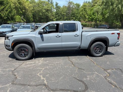 New 2026 Nissan Frontier PRO-4X w/ Pro Premium Package AWD/4WD image 4