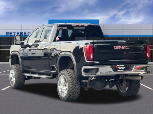 Used 2021 GMC Sierra 2500 SLT w/ SLT Preferred Package AWD/4WD image 6