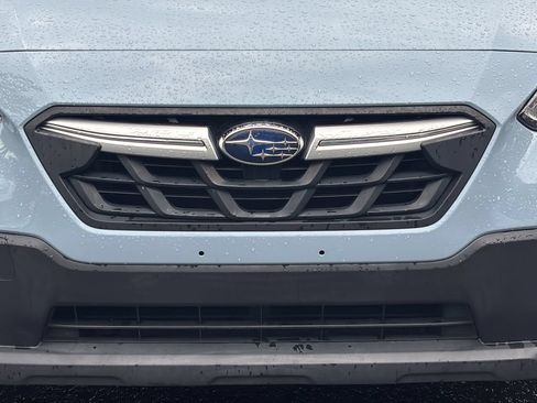 Used 2022 Subaru Crosstrek 2.5i Limited AWD/4WD image 9