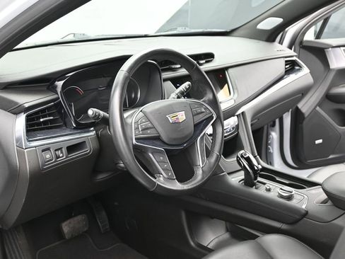 Used 2024 Cadillac XT5 Premium Luxury AWD/4WD image 11