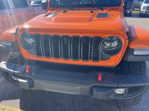 Used 2025 Jeep Gladiator Rubicon image 1