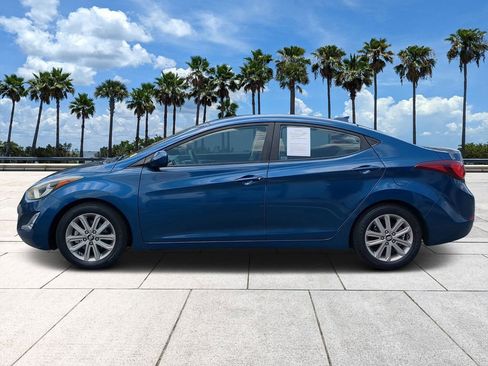Used 2016 Hyundai Elantra SE w/ Option Group 02 FWD image 6
