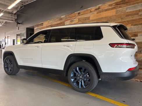 New 2026 Jeep Grand Cherokee L Limited AWD/4WD image 18