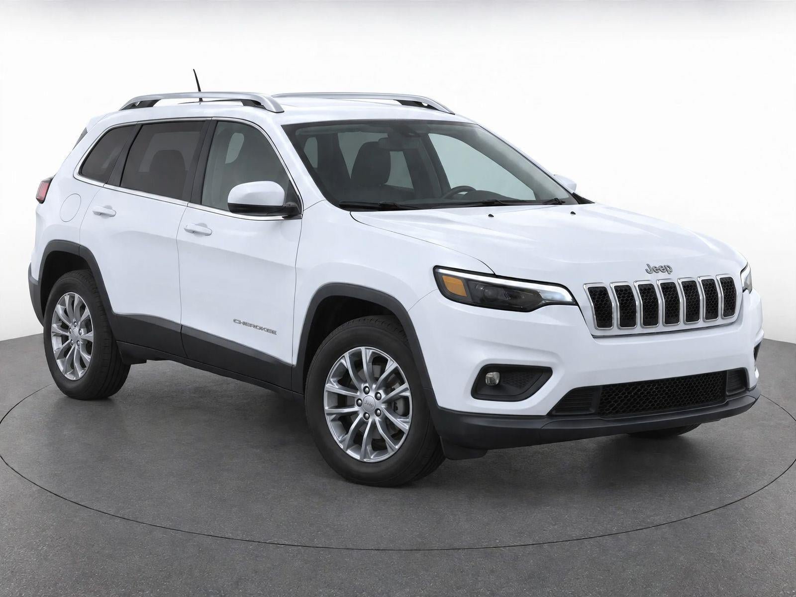 Used 2021 Jeep Cherokee Latitude Lux w/ Mopar Interior Package AWD/4WD image 2