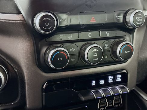 Used 2019 RAM 1500 Big Horn AWD/4WD image 22