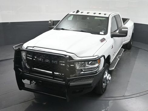Used 2024 RAM 3500 Big Horn AWD/4WD image 42