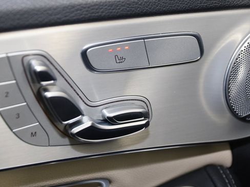 Used 2019 Mercedes-Benz C 300 4MATIC Sedan image 8