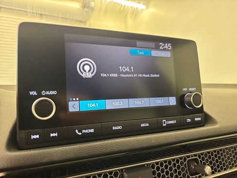 Used 2024 Honda Civic EX-L image 25