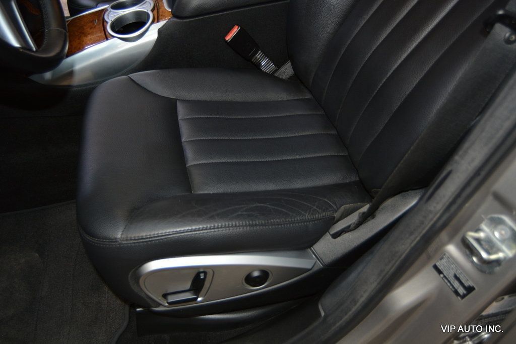 Used 2009 Mercedes-Benz R 320 BlueTEC 4MATIC image 16