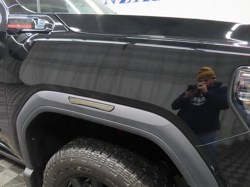 Used 2025 GMC Sierra 2500 AT4 w/ AT4 Premium Plus Package image 36