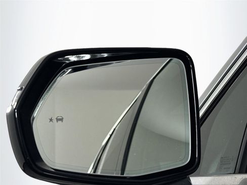 Used 2025 Cadillac XT5 Premium Luxury image 10