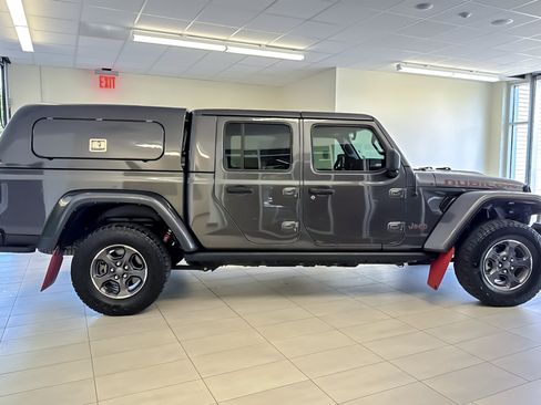 Used 2022 Jeep Gladiator Rubicon w/ LED Lighting Group AWD/4WD image 3