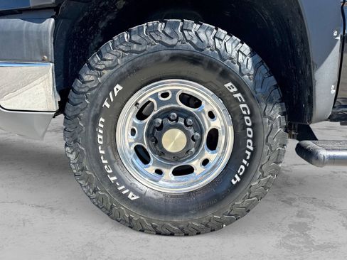 Used 2005 Chevrolet Silverado 2500 LS w/ Heavy-Duty Power Package AWD/4WD image 15