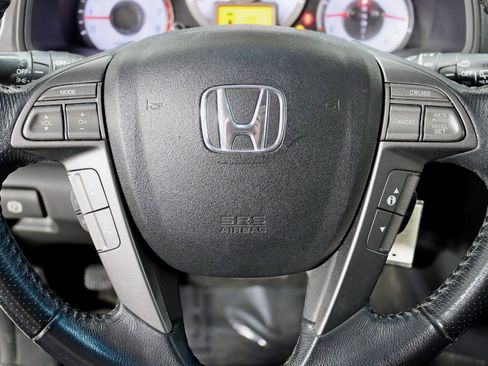Used 2010 Honda Pilot Touring image 15