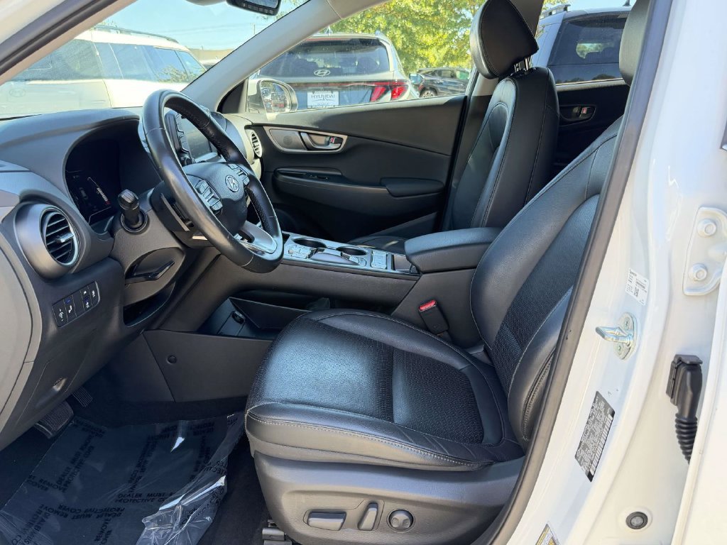 Used 2021 Hyundai Kona Limited w/ Cargo Package FWD image 15