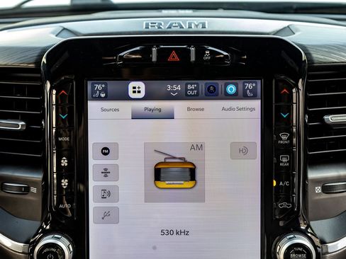 Used 2024 RAM 3500 Laramie w/ Night Edition image 27