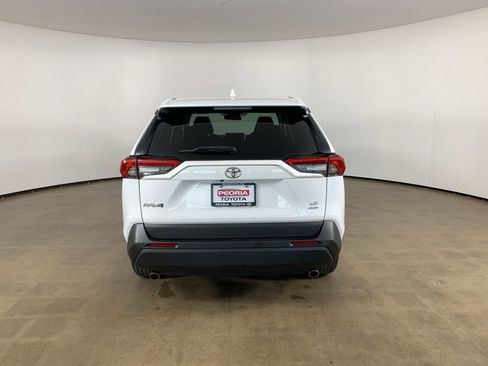 Used 2024 Toyota RAV4 LE AWD/4WD image 10