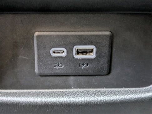 Used 2024 Cadillac XT5 Premium Luxury image 16