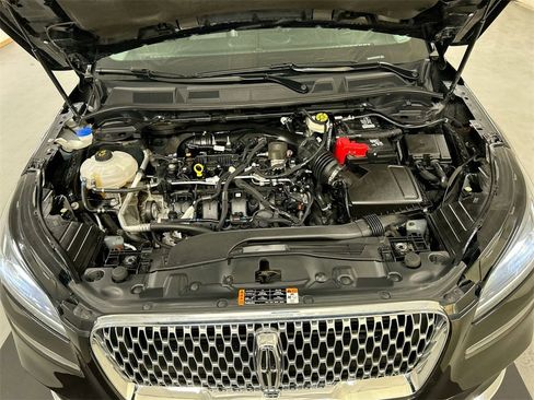 Used 2022 Lincoln Corsair Standard w/ Equipment Group 101A image 24