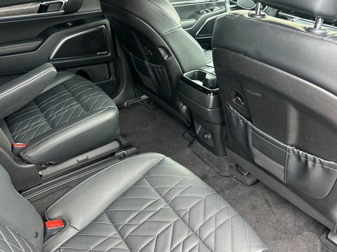 Used 2025 Kia Telluride SX X-Line AWD/4WD image 19
