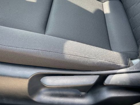 Used 2024 Toyota Corolla LE FWD image 17