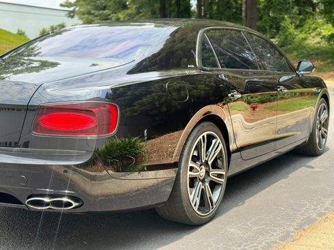 Used 2017 Bentley Flying Spur S V8 AWD/4WD image 24