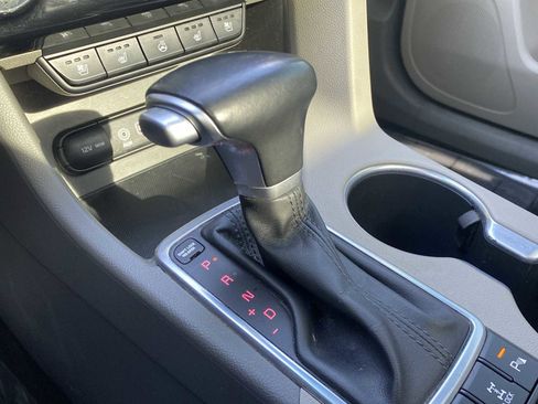 Used 2017 Kia Sportage SX image 23