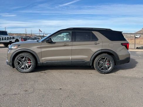 New 2026 Ford Explorer ST w/ Sun And Sound Package image 2