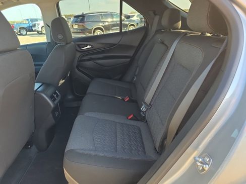 Used 2024 Chevrolet Equinox LT image 19