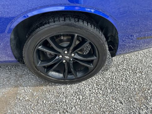 Used 2018 Dodge Challenger R/T w/ Blacktop Package image 21