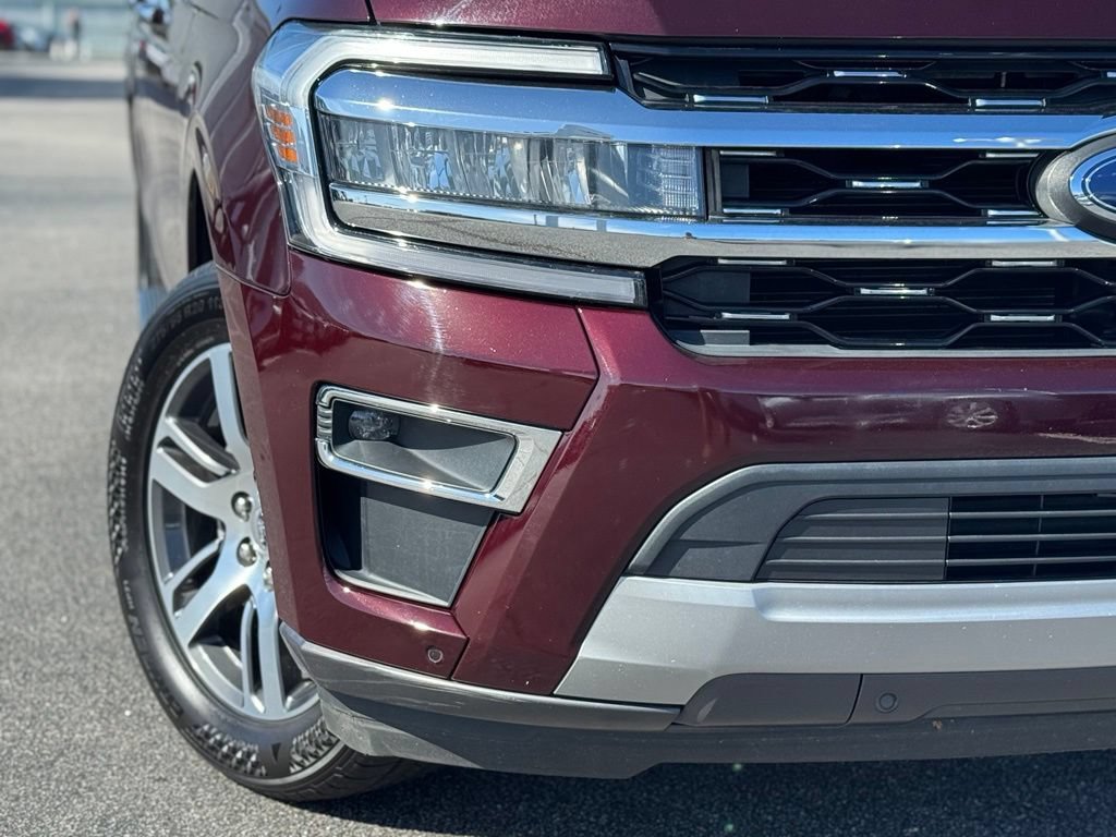 Used 2024 Ford Expedition Max Limited RWD image 3