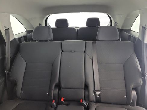 Used 2020 Kia Sorento S FWD image 13