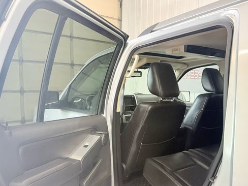 Used 2010 Mercury Mountaineer Premier image 50