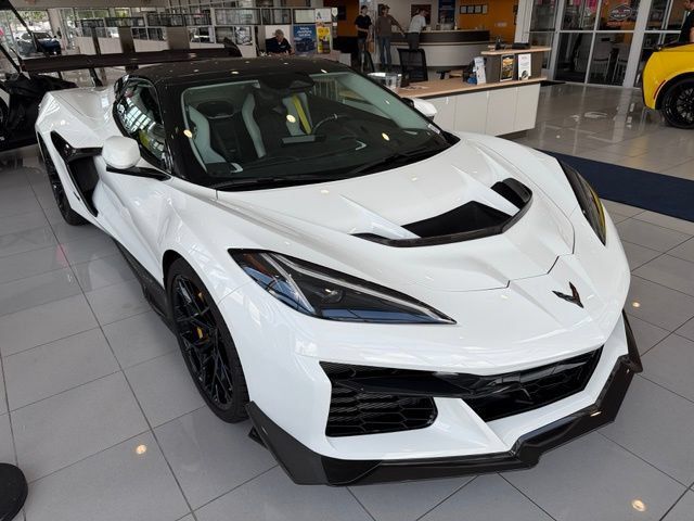 Used 2025 Chevrolet Corvette ZR1 w/ ZR1 Carbon Fiber Aero Package RWD image 1