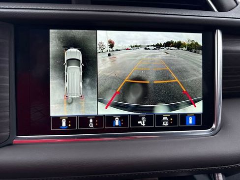 Used 2022 GMC Yukon XL Denali image 20