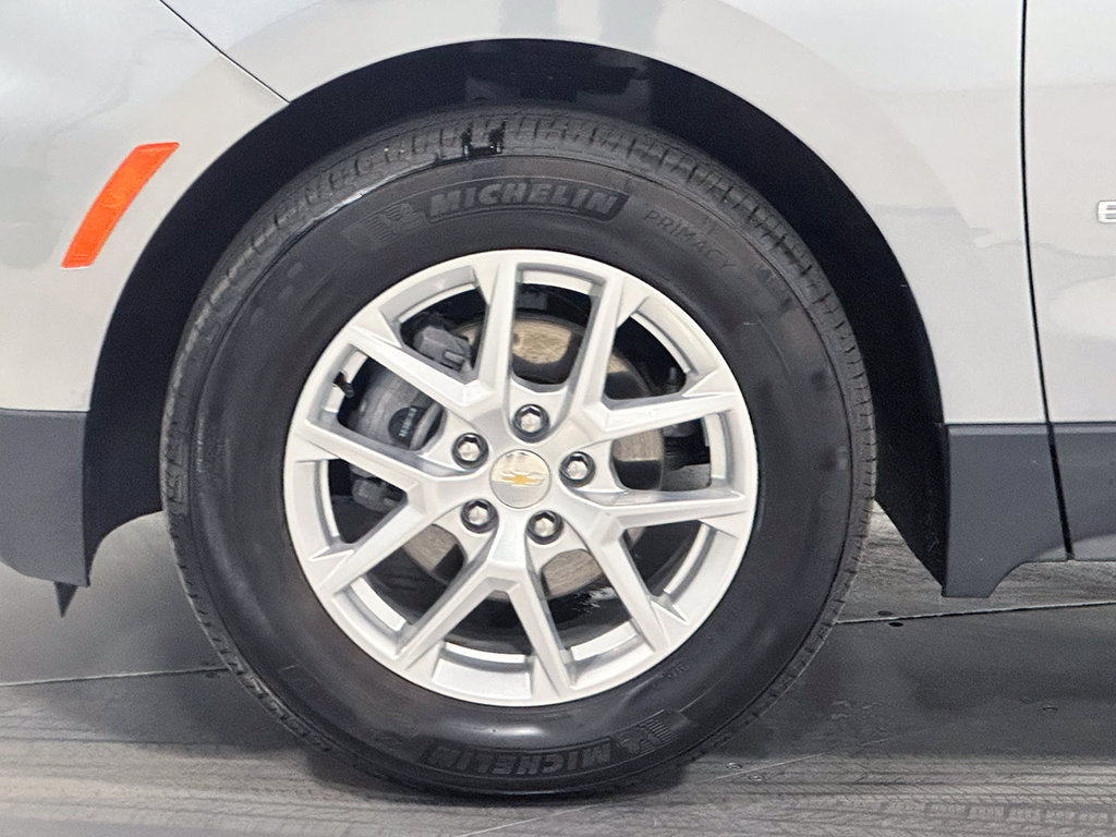 Used 2024 Chevrolet Equinox LT FWD image 35