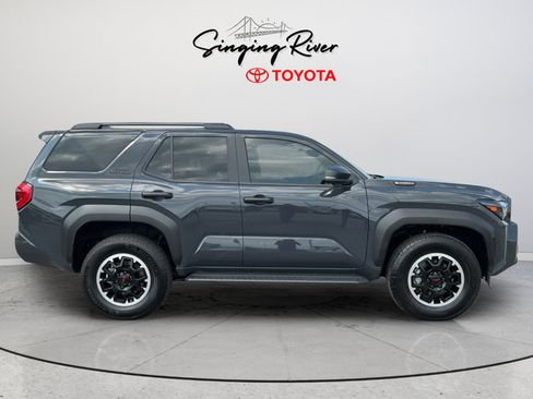 Used 2026 Toyota 4Runner TRD Off-Road Premium AWD/4WD image 8