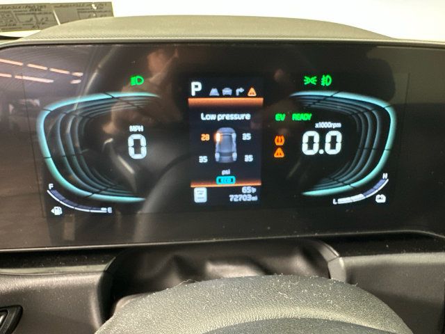 Used 2023 Kia Niro EX Touring FWD image 8