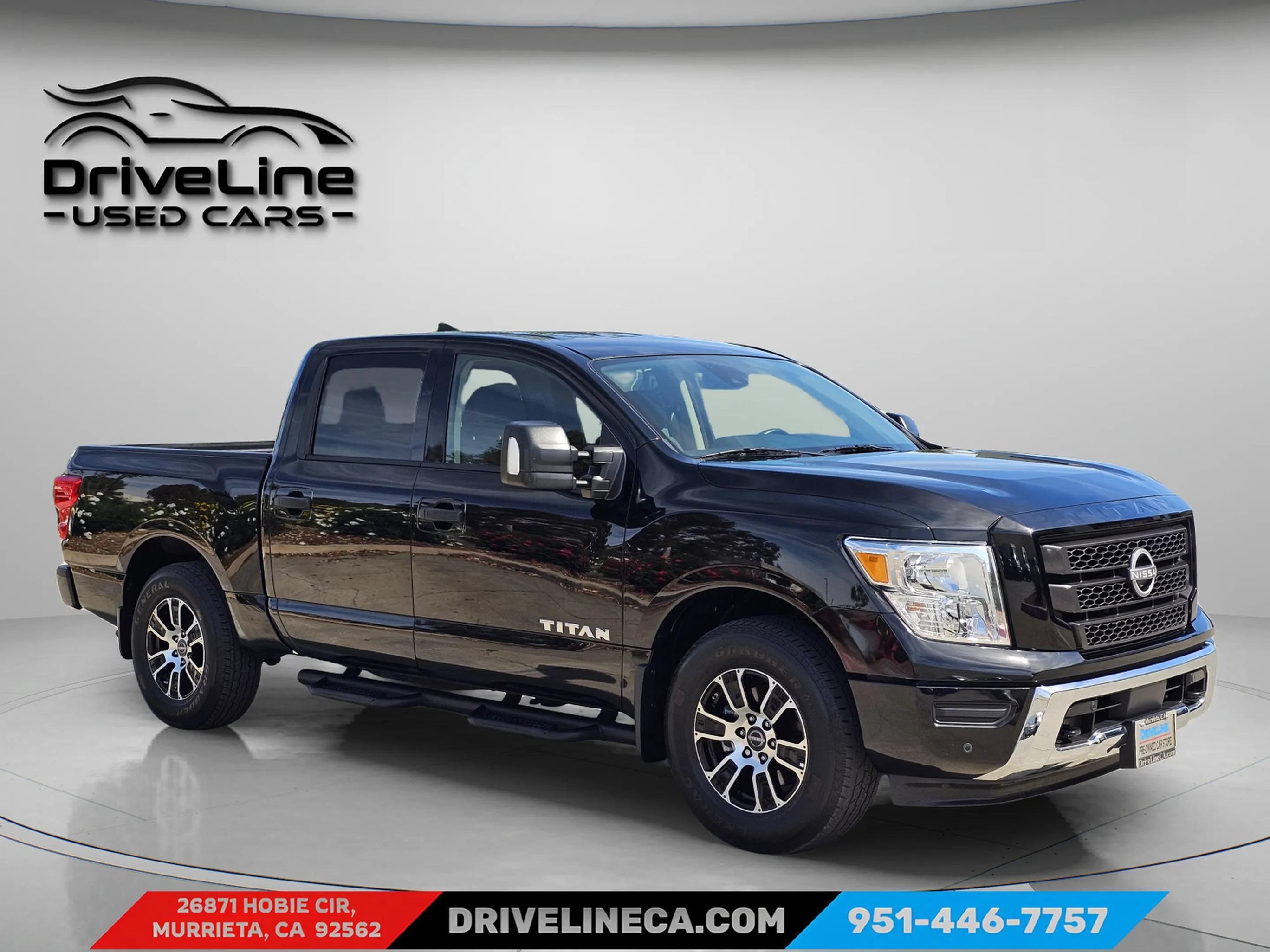 Used 2024 Nissan Titan SV w/ SV Convenience Package RWD image 7