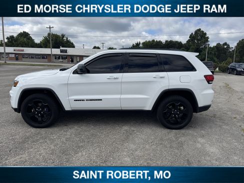 Used 2019 Jeep Grand Cherokee Laredo AWD/4WD image 8