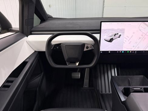 Used 2024 Tesla Cybertruck Cyberbeast AWD/4WD image 19