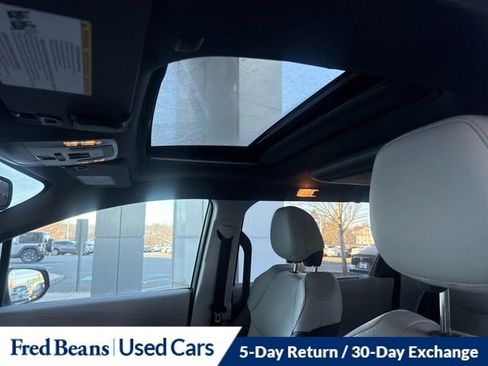 Used 2024 Toyota Sienna XSE w/ XSE Plus Package image 15