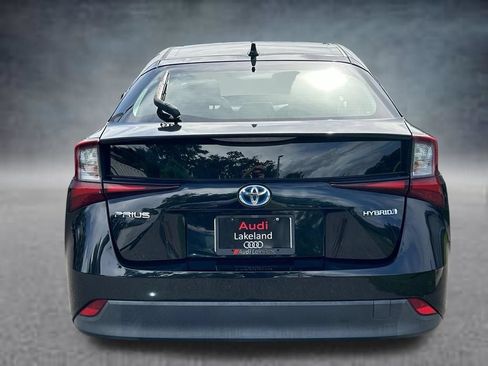 Used 2021 Toyota Prius LE FWD image 4