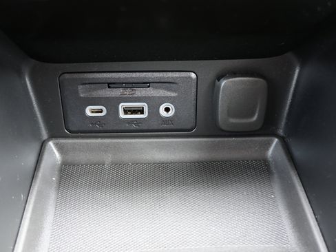 Used 2023 GMC Terrain SLE w/ Driver Convenience Package AWD/4WD image 28