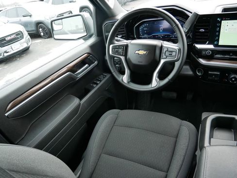 Used 2025 Chevrolet Silverado 1500 LT w/ Work Truck Package AWD/4WD image 18